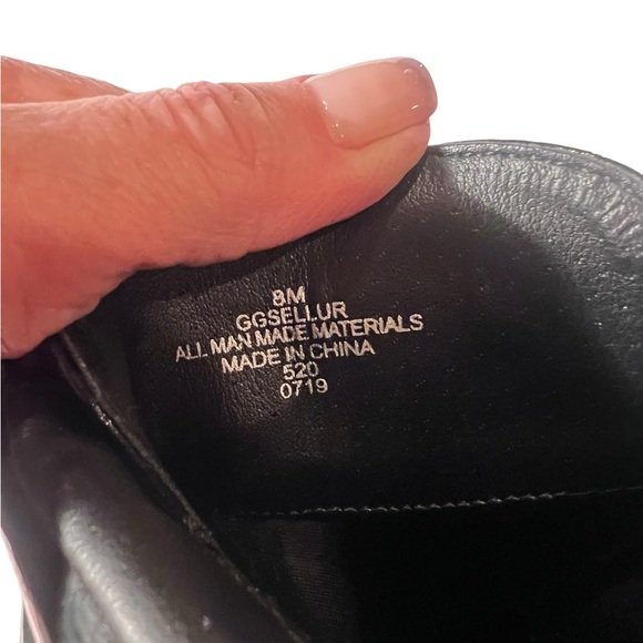 GUESS GBG Los Angeles SIZE 8 Platform Block‎ Heel Bootie- pre loved whimsigoth - Picture 4 of 12